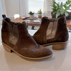 Eric Michael Genuine Leather Suede Heeled Side Zip Ankle Boots